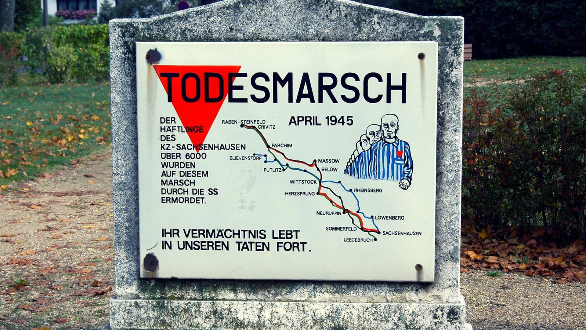 Gedenktafel "Todesmarsch" veranschaulicht die Strecke des Marsches der Häftlinge des ehemaligen KZs Sachsenhausen. Gedenktafel "Todesmarsch" veranschaulicht die Strecke des Marsches der Häftlinge des ehemaligen KZs Sachsenhausen.