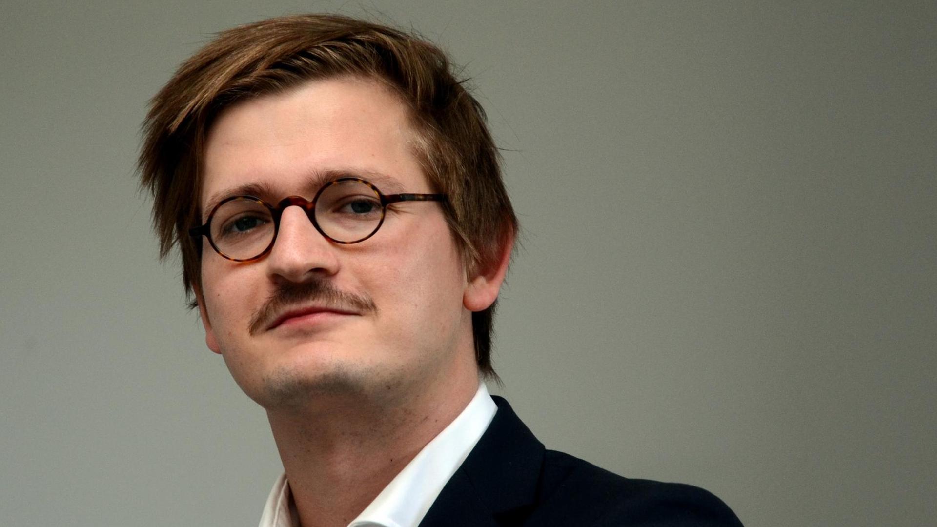 Der Autor Wolfram Höll. Der Autor Wolfram Höll.