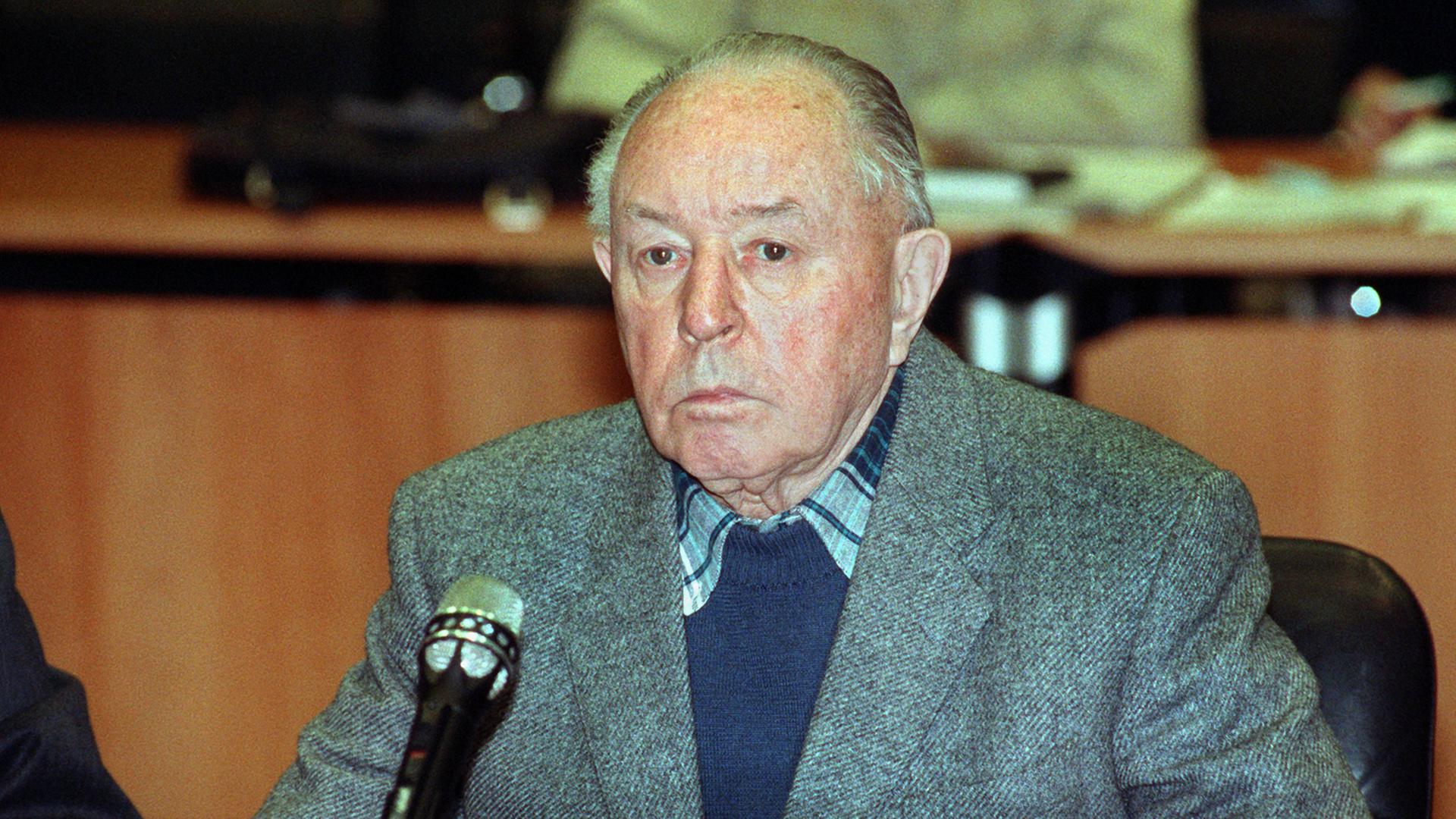 Der ehemalige Stasi-Chef Erich Mielke vor dem Schalck-Untersuchungsausschuss am 21.1.1993 in Berlin.