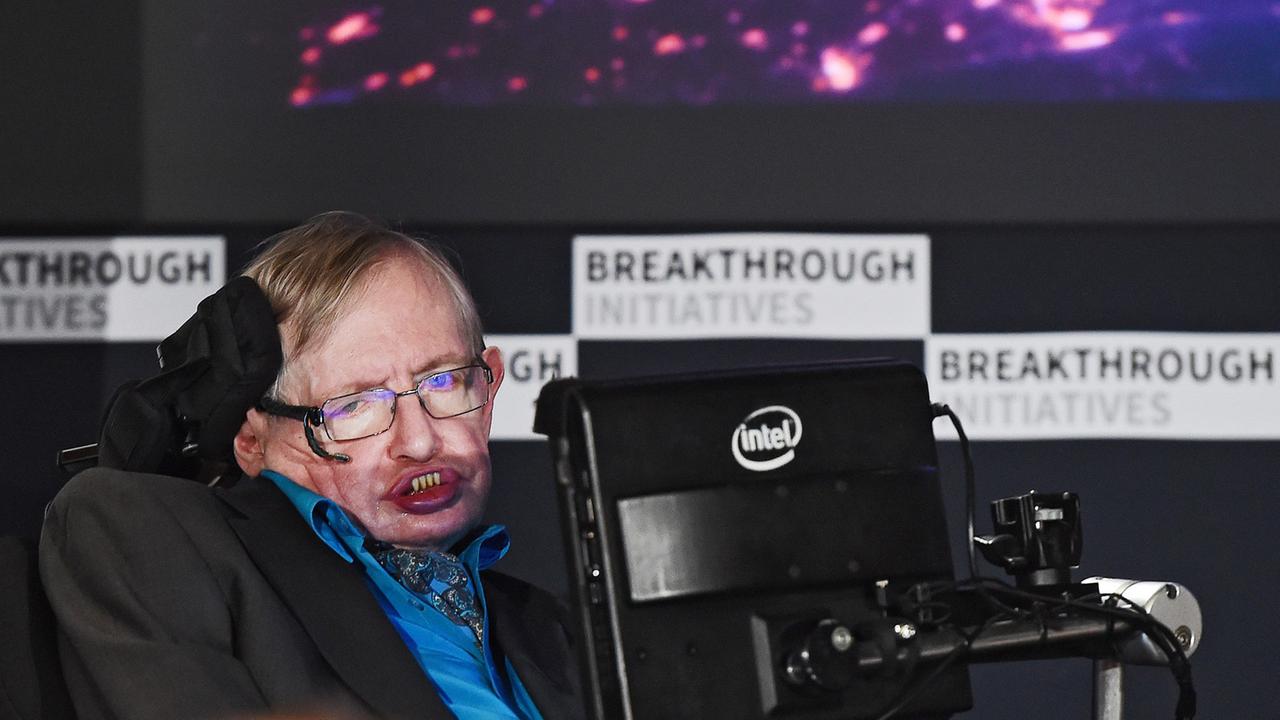 Der Physiker Stephen Hawking bei einer Pressekonferenz in London im Juli 2015 Der Physiker Stephen Hawking bei einer Pressekonferenz in London im Juli 2015