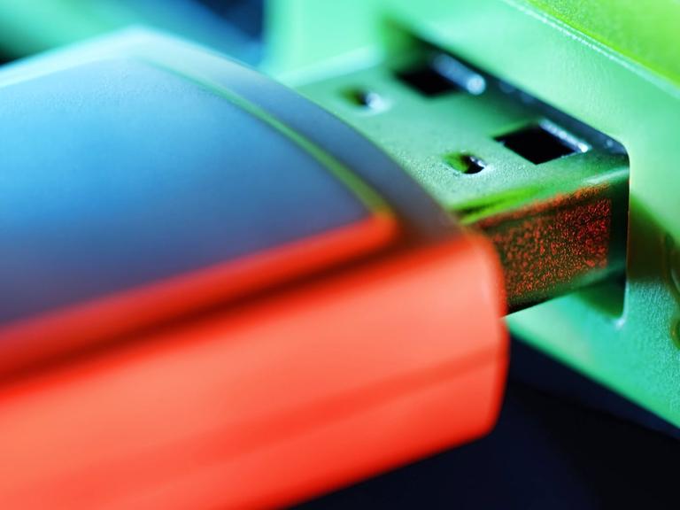 USB-Stick in einem Laptop