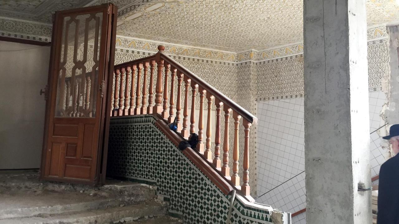 Baustelle in der Großen Moschee in Évry bei Paris Baustelle in der Großen Moschee in Évry bei Paris