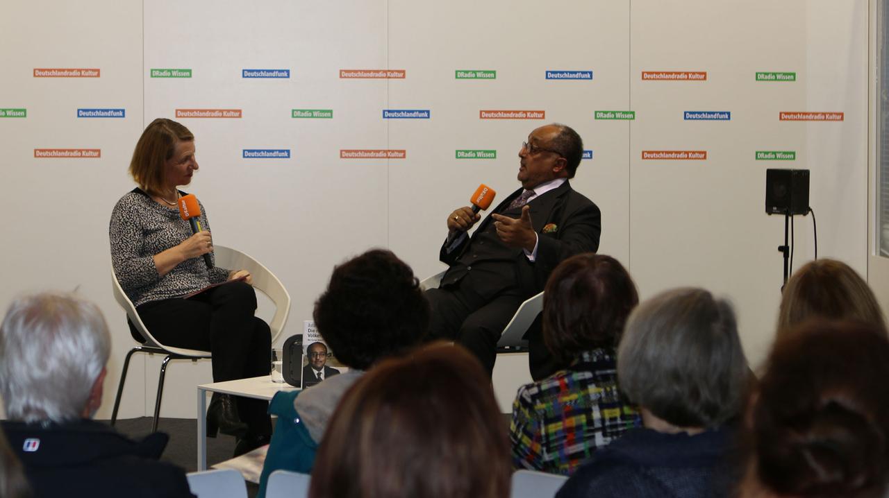 Prinz Asfa-Wossen Asserate auf der Frankfurter Buchmesse 2016. Prinz Asfa-Wossen Asserate auf der Frankfurter Buchmesse 2016.