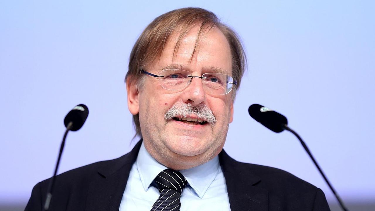Dr. Rainer Koch, Vizepraesident des Deutschen Fussball-Bundes beim DFB-Bundestag Dr. Rainer Koch, Vizepraesident des Deutschen Fussball-Bundes beim DFB-Bundestag