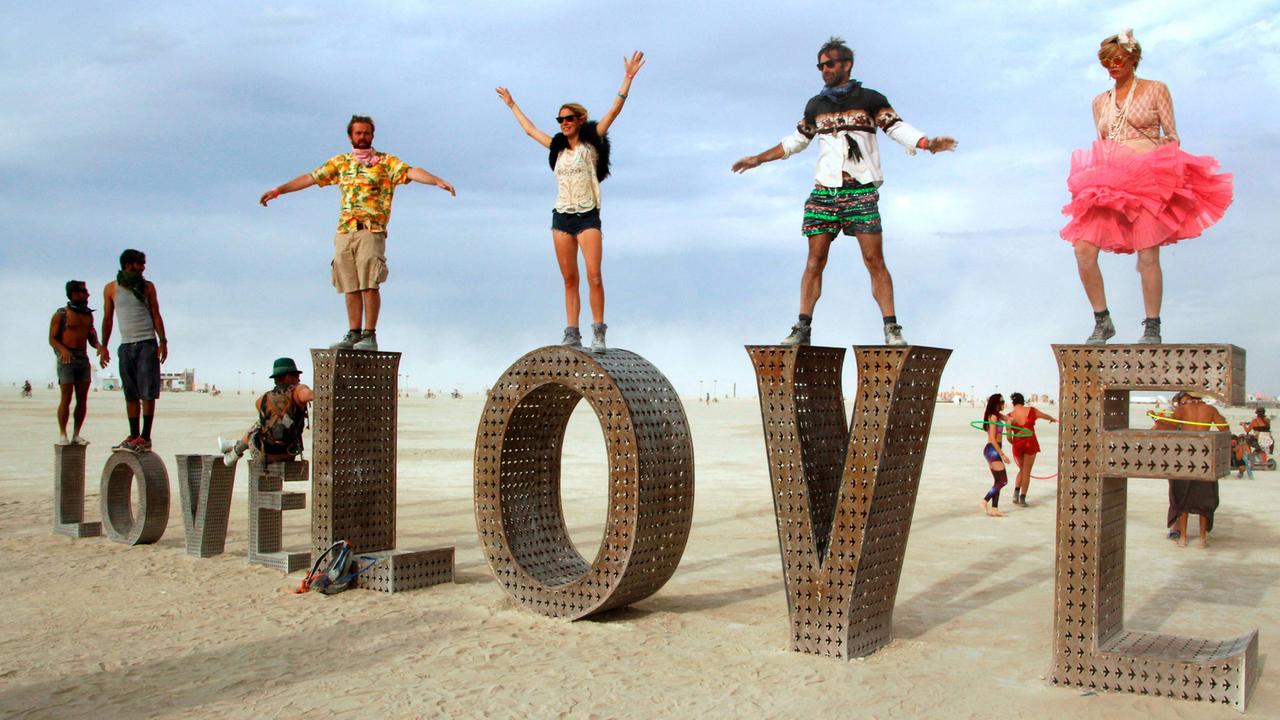 Das Festival "Burning Man" in Nevada am 30. August 2014. Das Festival "Burning Man" in Nevada am 30. August 2014.
