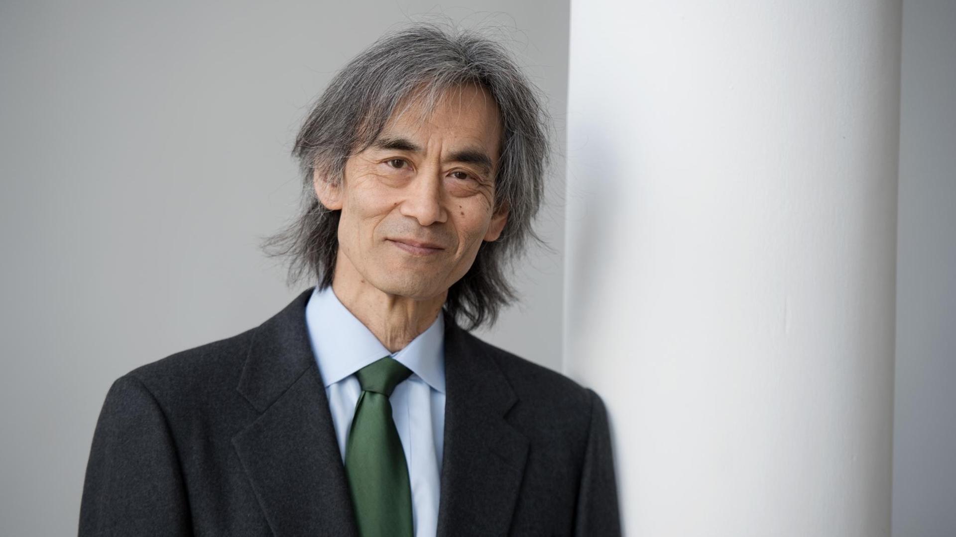 Hamburg: Generalmusikdirektor Kent Nagano aus den USA, aufgenommen am Rande der Jahres-Pressekonferenz des Philharmonischen Staatsorchesters Hamburg Hamburg: Generalmusikdirektor Kent Nagano aus den USA, aufgenommen am Rande der Jahres-Pressekonferenz des Philharmonischen Staatsorchesters Hamburg