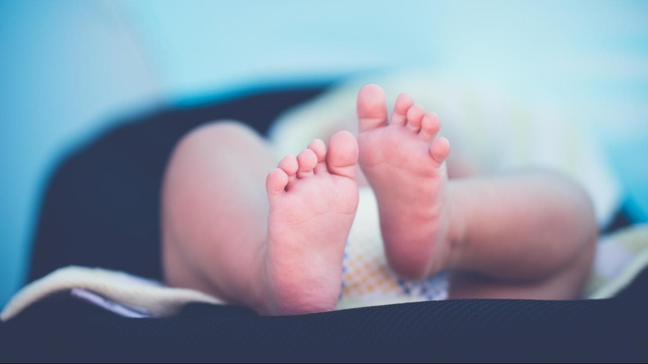 Foto von den Füßen eines Babys. Foto von den Füßen eines Babys.
