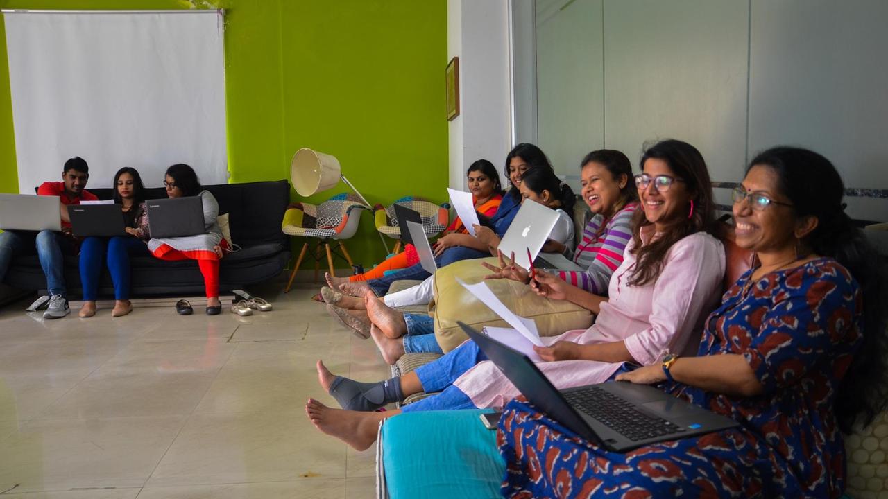 Frauen bei einem Workshop im Büro von "Jobs for her" Frauen bei einem Workshop im Büro von "Jobs for her"