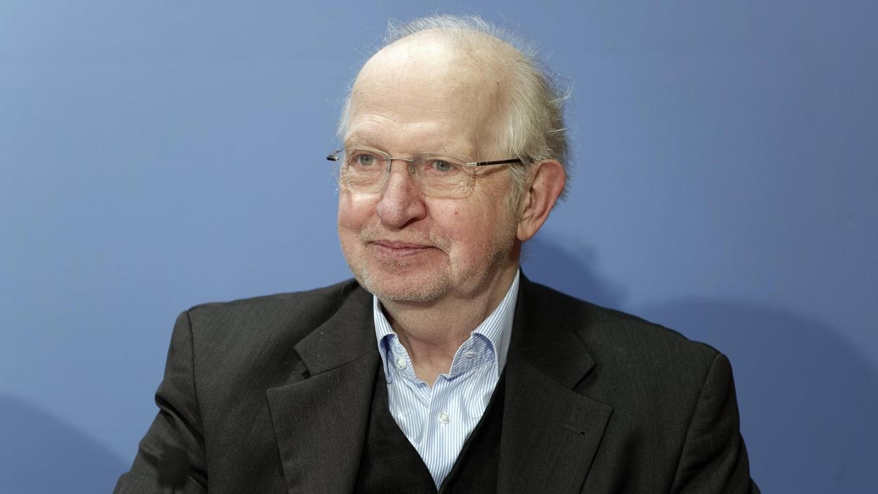 Sozialwissenschaftler Dr. Carsten Frerk auf der Säkularen Woche der Menschenrechte 2018 Sozialwissenschaftler Dr. Carsten Frerk auf der Säkularen Woche der Menschenrechte 2018
