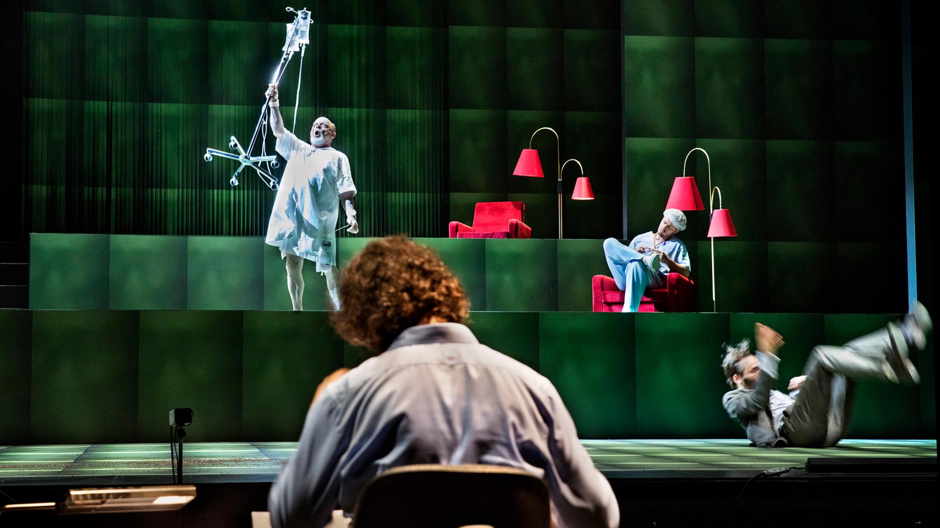 "Der Spieler" an der Oper Gent in der Regie von Karin Henkel "Der Spieler" an der Oper Gent in der Regie von Karin Henkel
