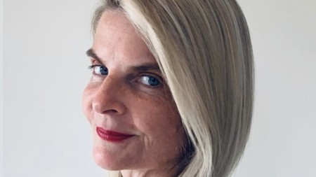 Claudia Löber-Raab stammt aus Deutschland und lebt seit 1998 in Australien. Dort hat sie 2007 das Online Magazin "Deutsche in Melbourne" gegründet. Claudia Löber-Raab stammt aus Deutschland und lebt seit 1998 in Australien. Dort hat sie 2007 das Online Magazin "Deutsche in Melbourne" gegründet.