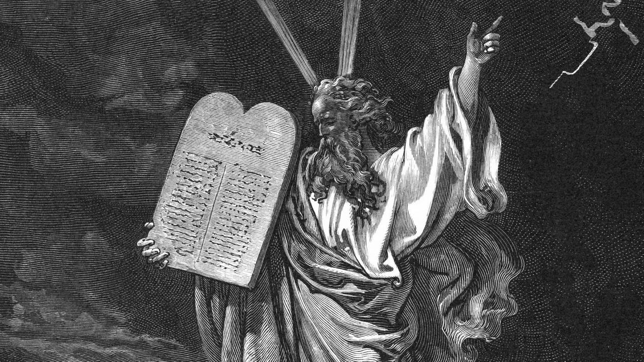 Ein Stich von Gustave Doré zeigt, wie Moses mit den Zehn Geboten vom Berg Sinai herabsteigt Ein Stich von Gustave Doré zeigt, wie Moses mit den Zehn Geboten vom Berg Sinai herabsteigt