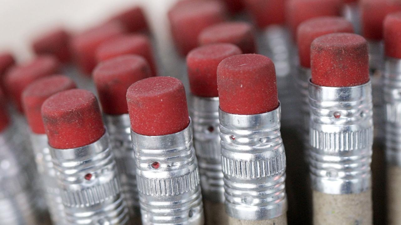 Vor 25 Jahren gestorben Karikaturist Herbert Sandberg Streitbarer