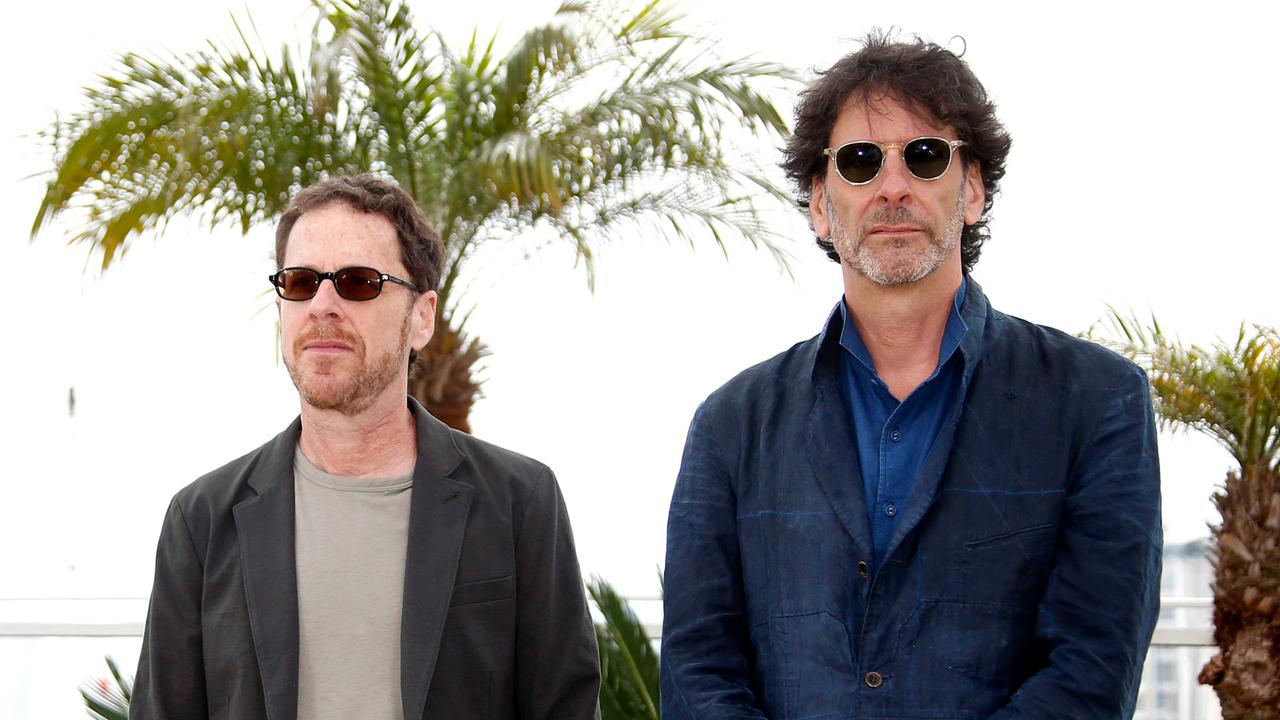 Joel Coen (r.) und Ethan Coen (l.) führten bei den Internationalen Filmfestspielen von Cannes 2015 die Jury an. Joel Coen (r.) und Ethan Coen (l.) führten bei den Internationalen Filmfestspielen von Cannes 2015 die Jury an.