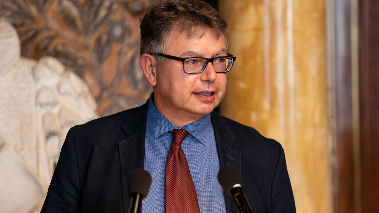 Jürgen Zimmerer ist Leiter der Forschungsstelle "Hamburgs (post-)koloniales Erbe" der Universität Hamburg Jürgen Zimmerer ist Leiter der Forschungsstelle "Hamburgs (post-)koloniales Erbe" der Universität Hamburg