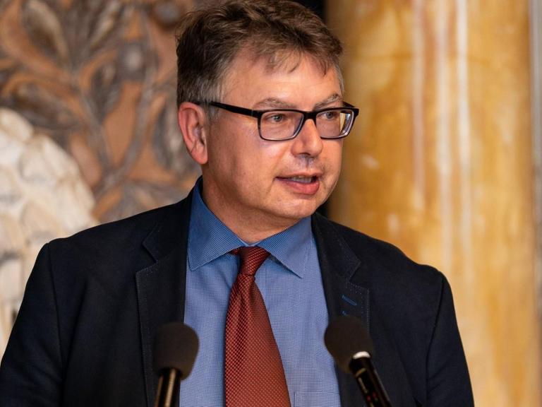 Jürgen Zimmerer ist Leiter der Forschungsstelle "Hamburgs (post-)koloniales Erbe" der Universität Hamburg
