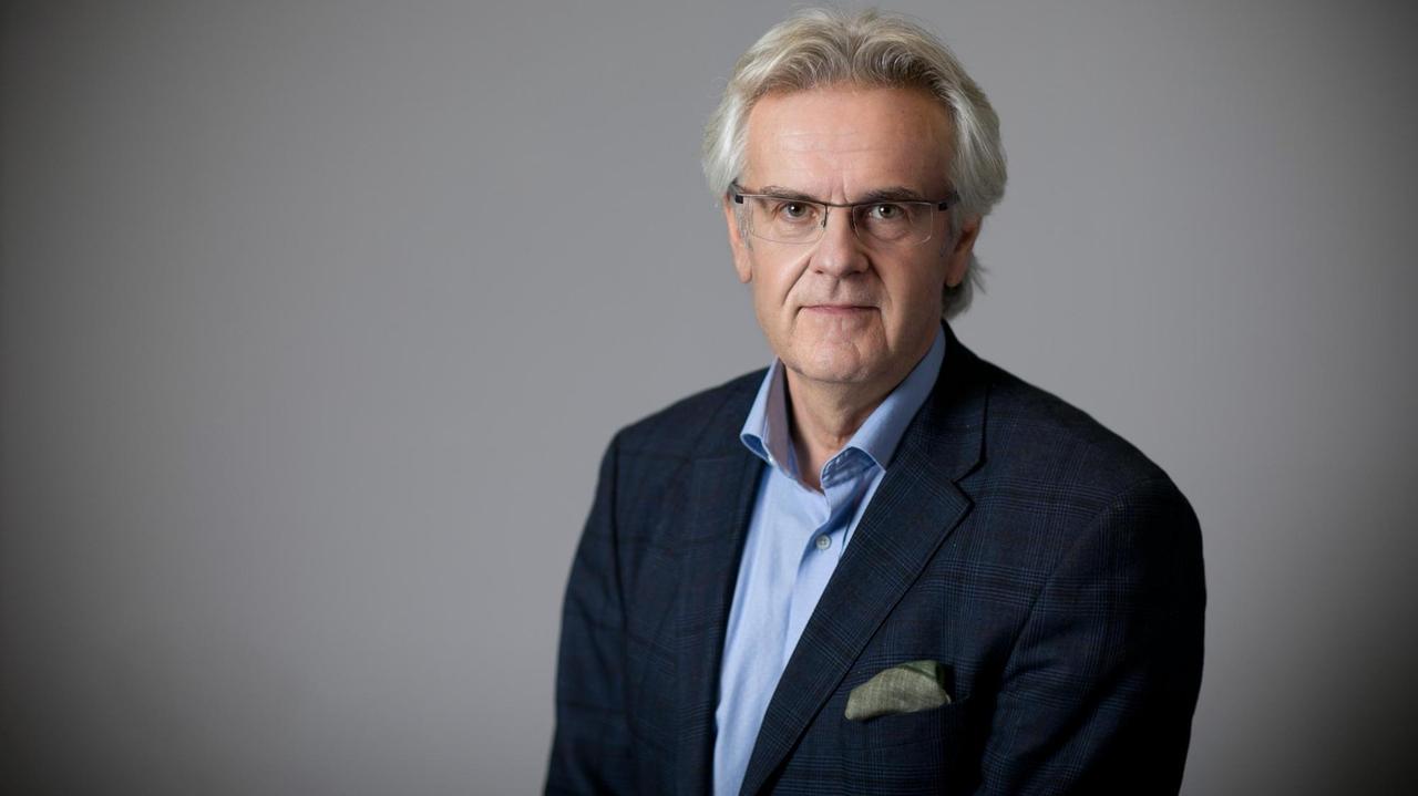 Der Islamwissenschaftler, Buchautor und FAZ-Journalist Rainer Hermann Der Islamwissenschaftler, Buchautor und FAZ-Journalist Rainer Hermann