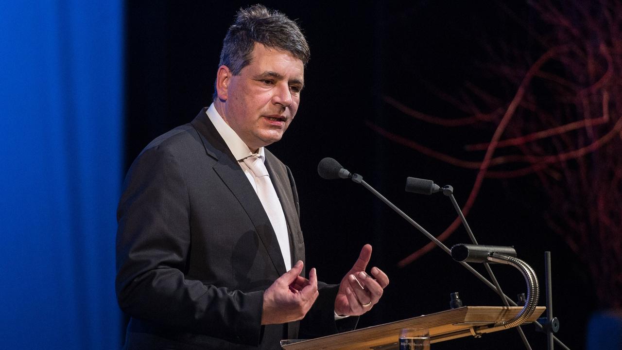 Der Schriftsteller Marcel Beyer Der Schriftsteller Marcel Beyer