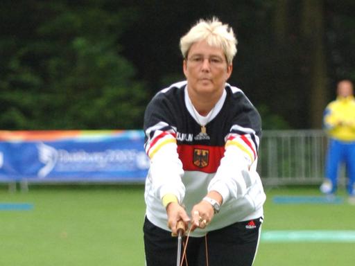 Jana Maisel beim Casting in der Disziplin "Fliege Zielwurf", bei den World Games der nicht-olympischen Sportdisziplinen 2005