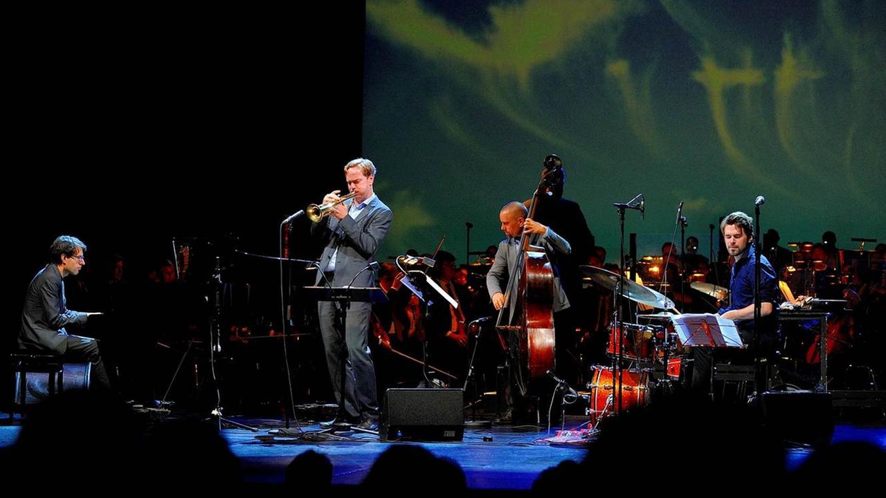 Der Trompeter Frederik Köster mit seiner Band Der Trompeter Frederik Köster mit seiner Band