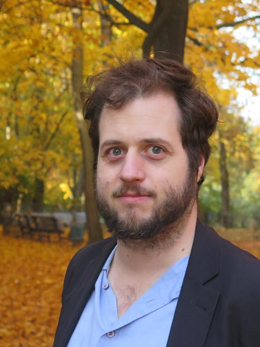 Der Literaturblogger und Autor Stefan Mesch.