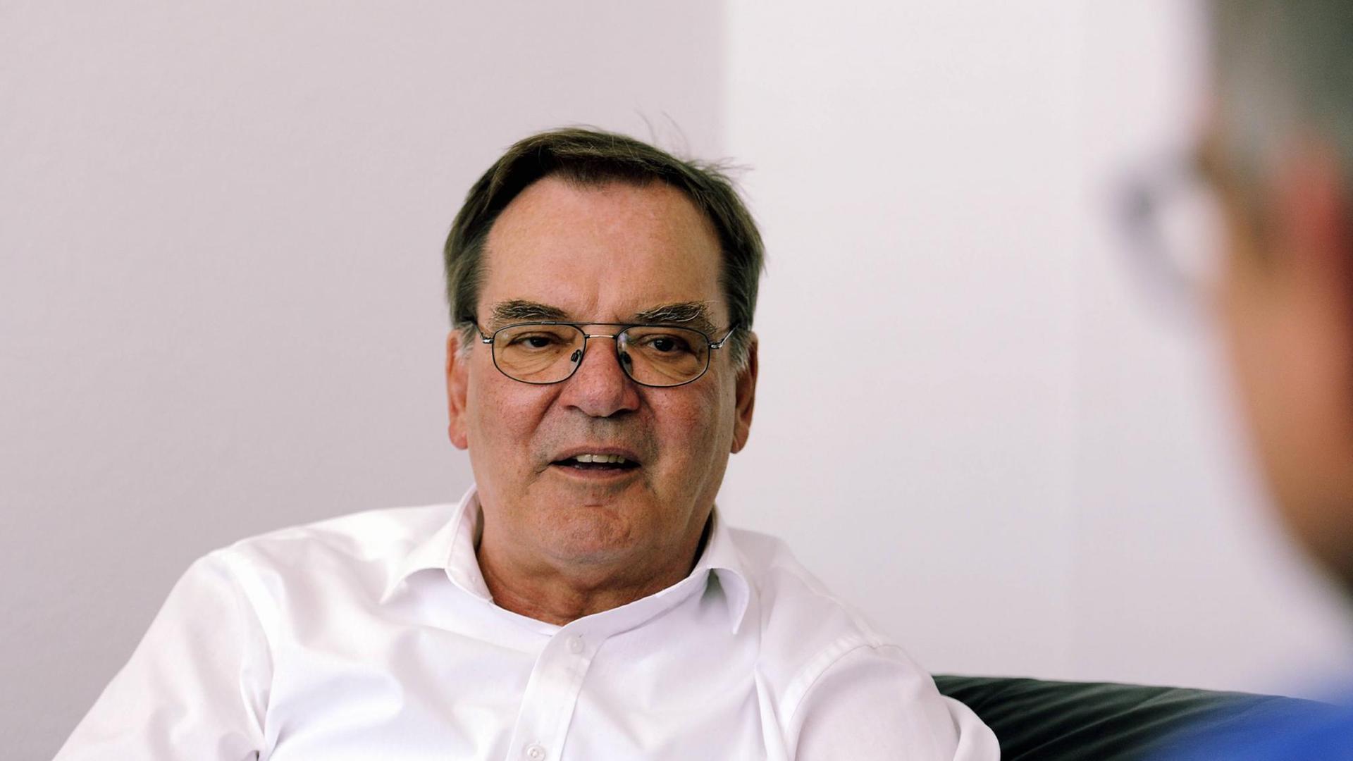 Der Bremer Wirtschaftswissenschaftler Rudolf Hickel. Der Bremer Wirtschaftswissenschaftler Rudolf Hickel.