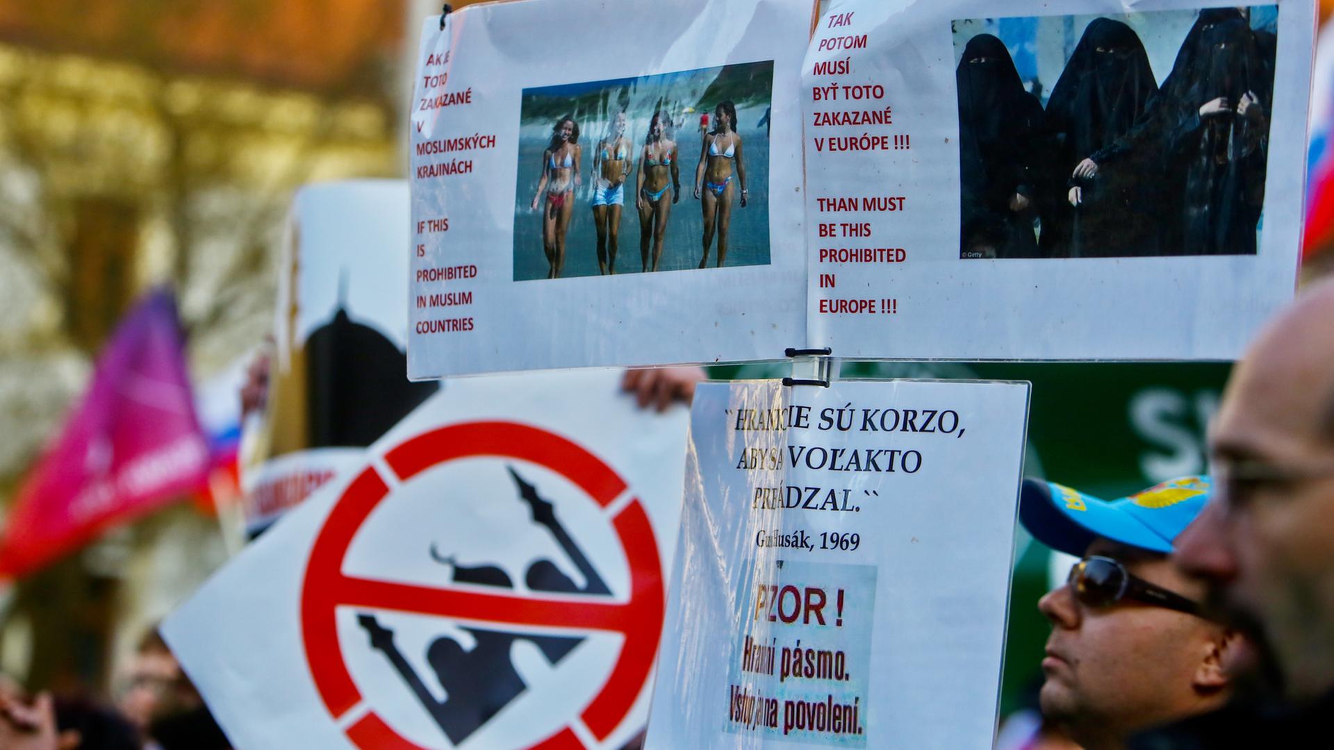 Demonstration gegen die "Islamisierung Europas" in der slowakischen Hauptstadt Bratislava, organisiert von Pegida