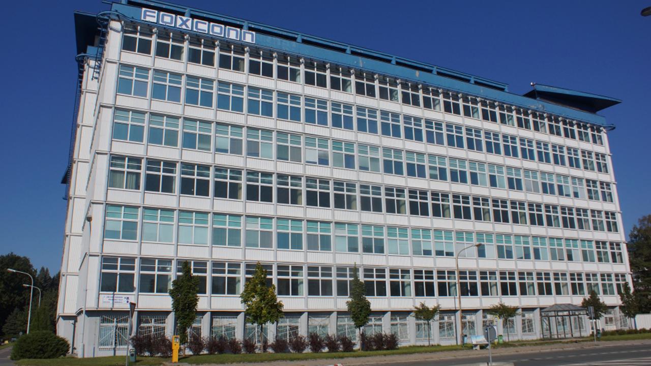 Ein Bürogebäude der Firma Foxconn in Tschechien