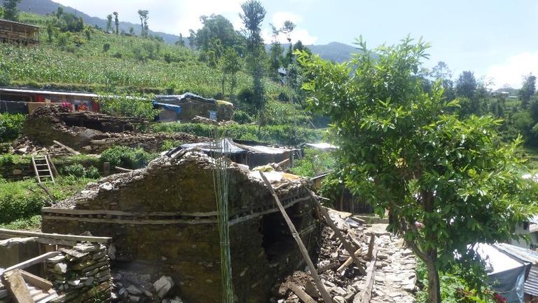 Buddhis Haus. Es wurded beim zweiten Erdbeben in Nepal am 12. Mai völlig zerstört. Buddhis Haus. Es wurded beim zweiten Erdbeben in Nepal am 12. Mai völlig zerstört.