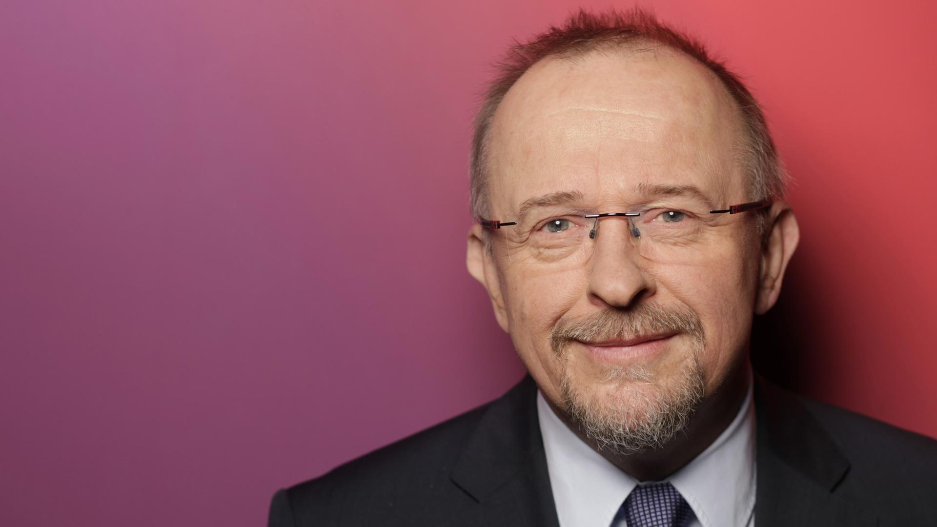 Der SPD-Fraktionsvize und Sprecher der NRW-Landesgruppe Axel Schäfer Der SPD-Fraktionsvize und Sprecher der NRW-Landesgruppe Axel Schäfer