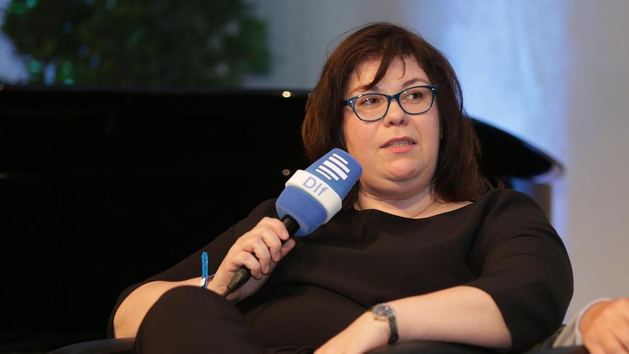 Die Publizistin Ebru Taşdemir Die Publizistin Ebru Taşdemir