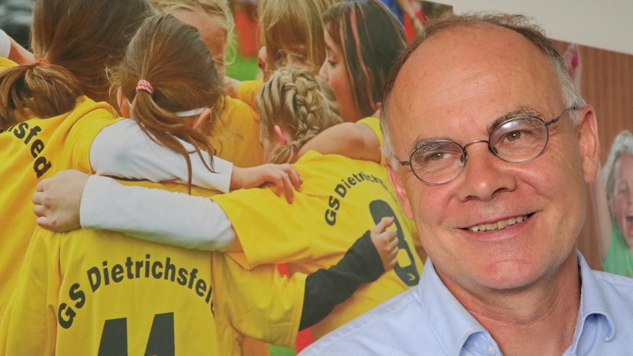 Der Sozialwissenschaftler Professor Ulf Gebken Der Sozialwissenschaftler Professor Ulf Gebken