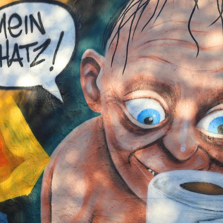 Ein Graffiti-Gollum hält eine Toilettenpapierrolle, daneben die Sprchblase "Mein Schatz"