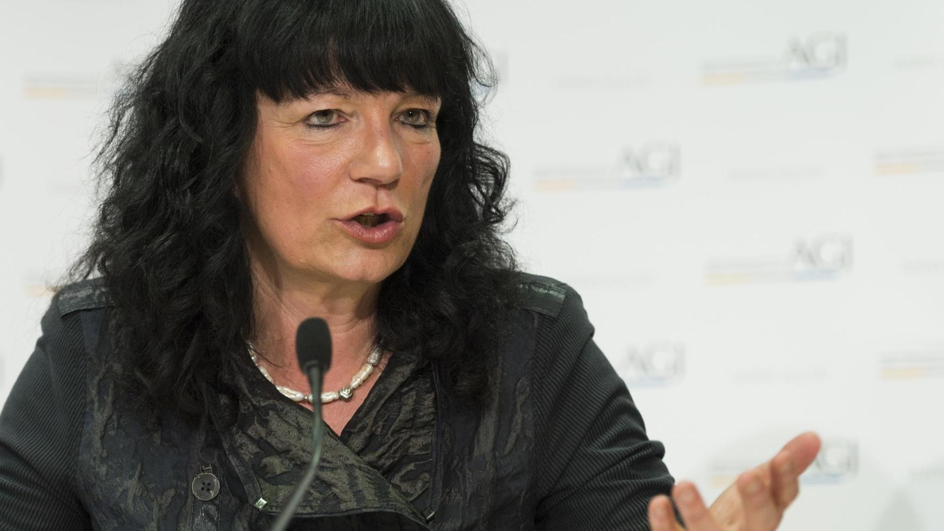 Karin Böllert, Präsidentin des Deutschen Kinder- und Jugendhilfetags. Karin Böllert, Präsidentin des Deutschen Kinder- und Jugendhilfetags.
