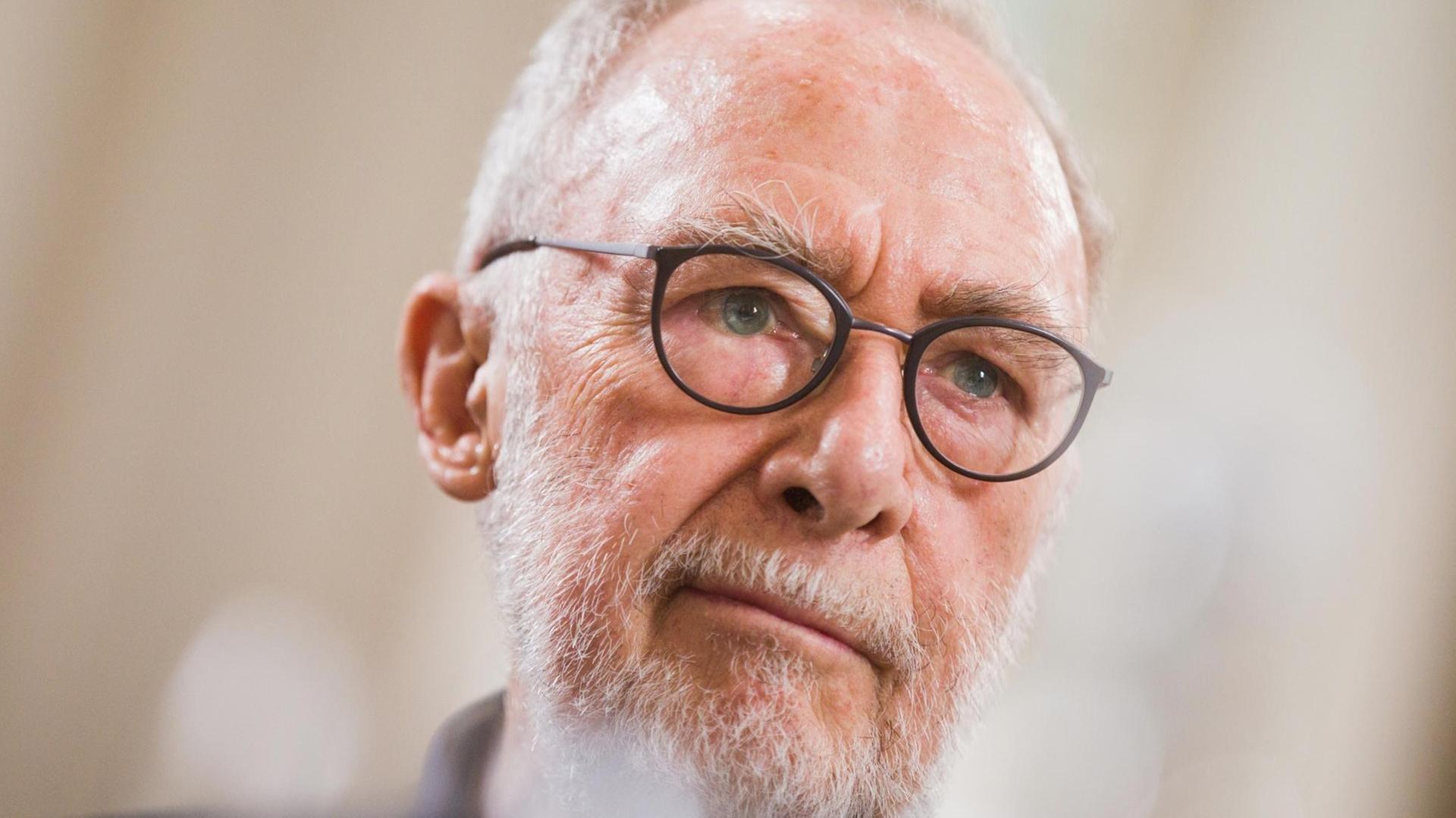Der Künstler Gerhard Richter. Der Künstler Gerhard Richter.