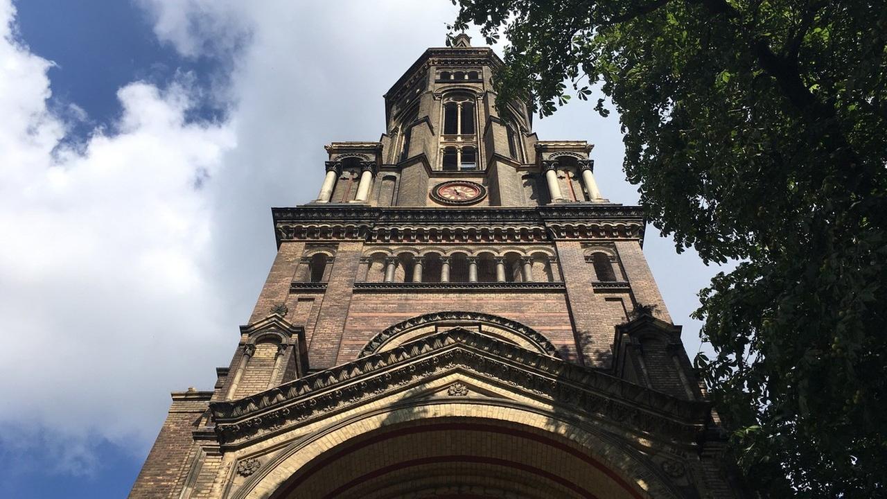 Die Berliner Zionskirche Die Berliner Zionskirche