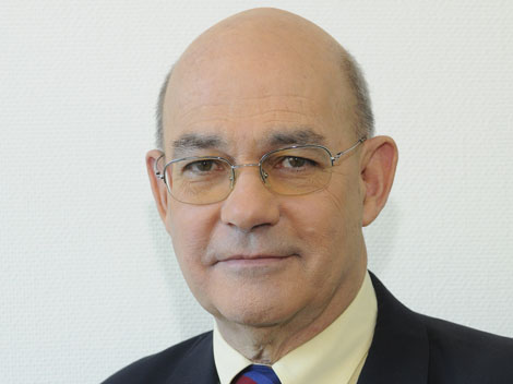 Tom Segev Tom Segev
