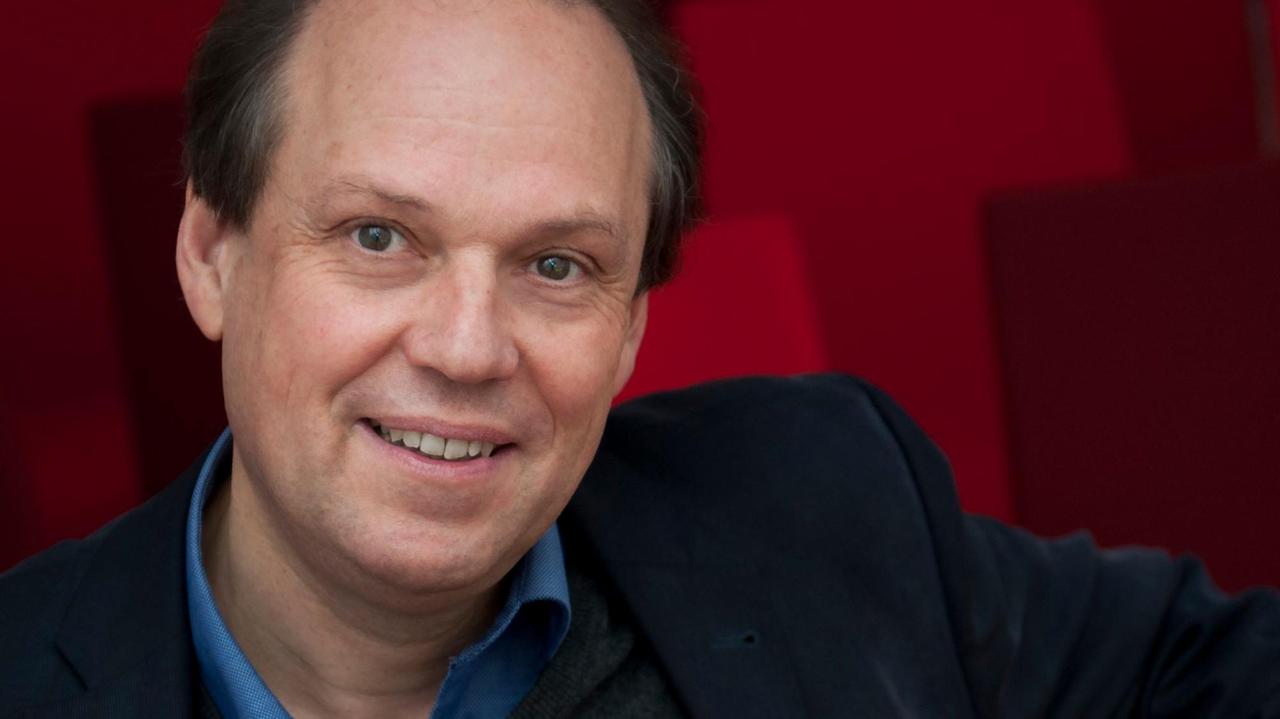 Porträt des Wissenschaftshistorikers Jürgen Renn. Porträt des Wissenschaftshistorikers Jürgen Renn.