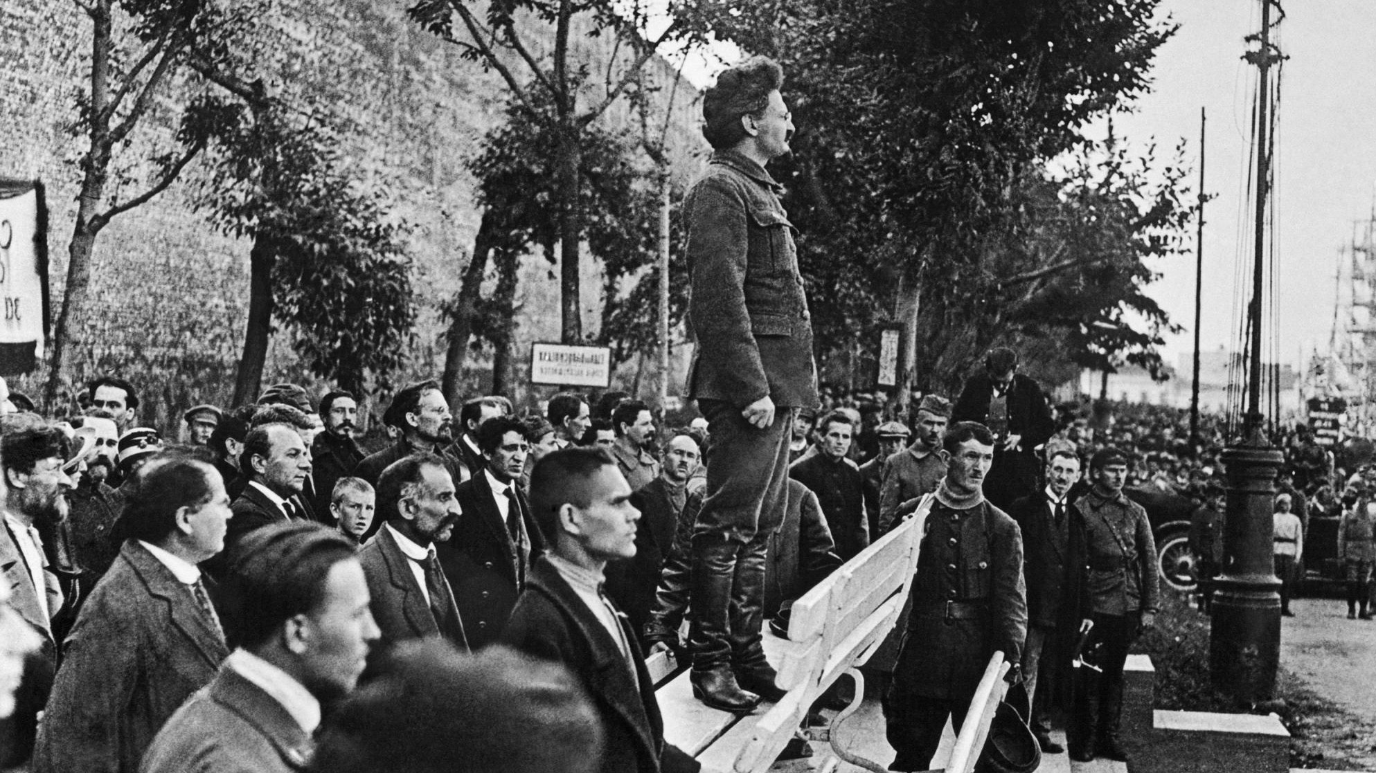 Vor 100 Jahren Beginn der Oktoberrevolution deutschlandfunk.de