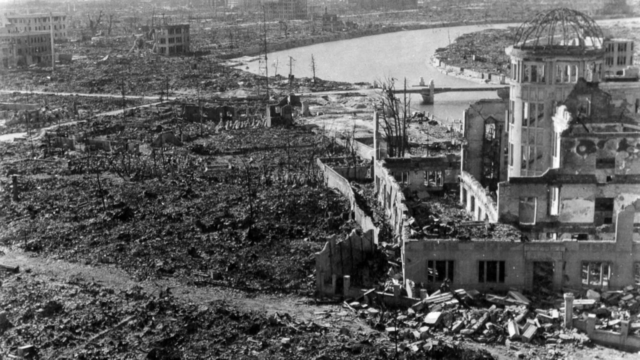 Hiroshima nach dem Abwurf der Atombombe im August 1945. Hiroshima nach dem Abwurf der Atombombe im August 1945.
