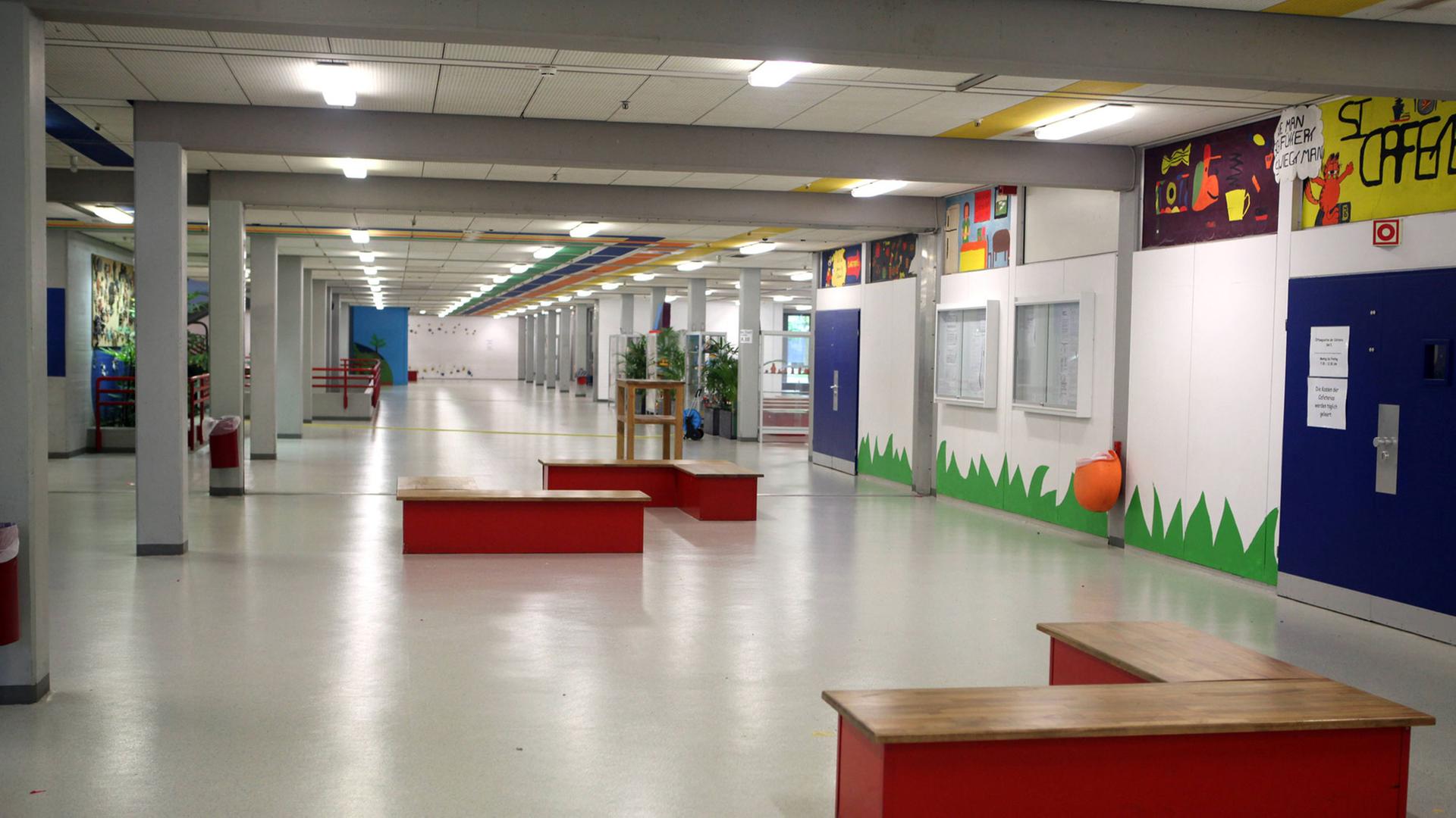 Die Gesamtschule Berger Feld in Gelsenkirchen. Die Gesamtschule Berger Feld in Gelsenkirchen.