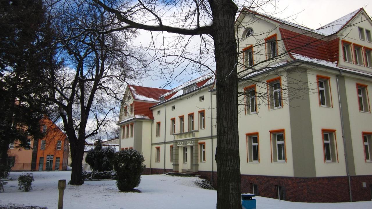 Die älteren Gebäude vom Krankenhaus Spremberg (Brandenburg). 
