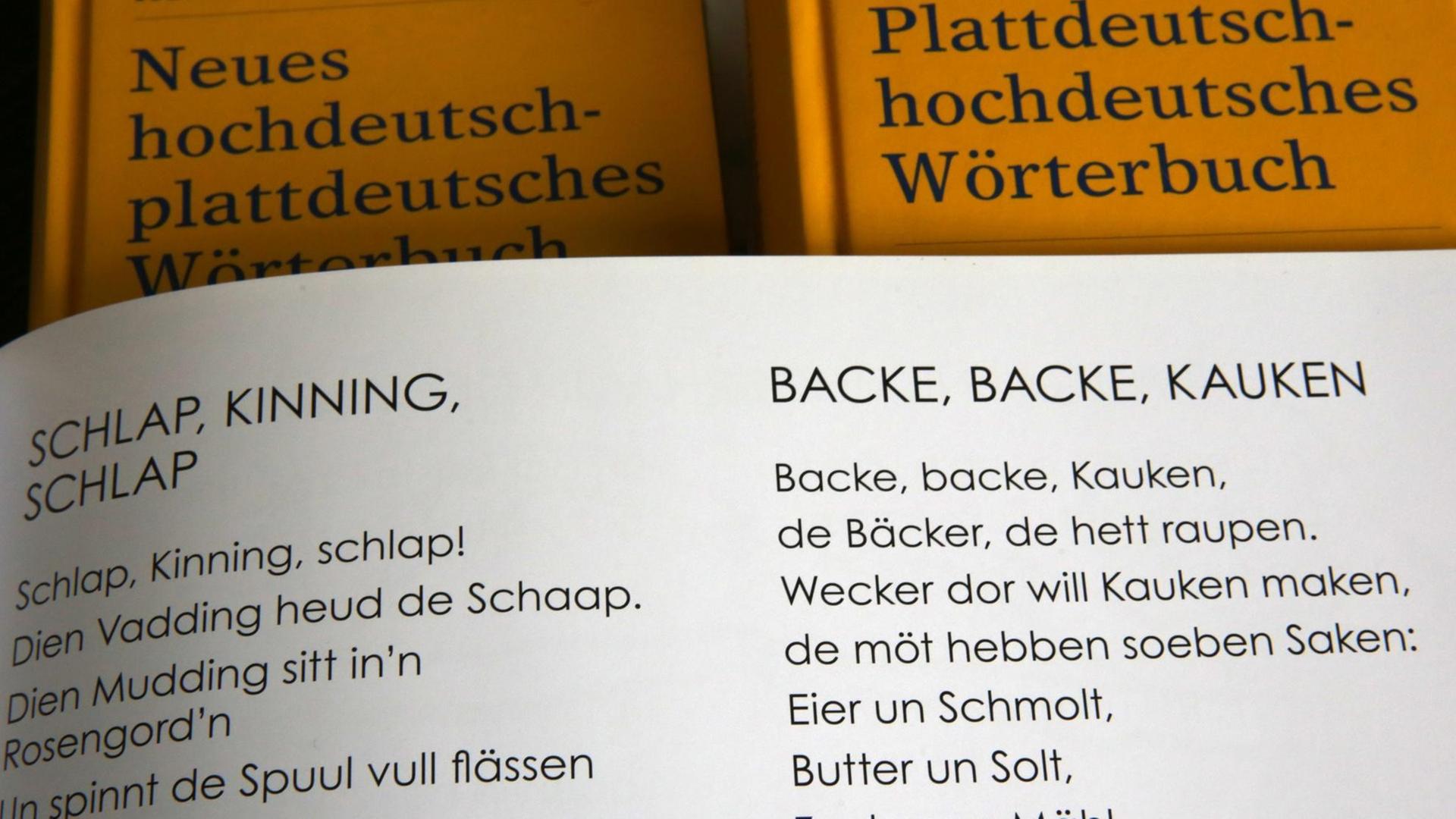 Kinderlieder auf Platt. Kinderlieder auf Platt.