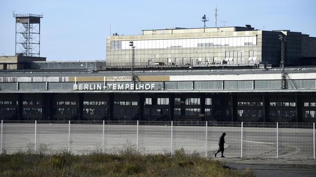 Die Hallen des stillgelegtes Flughafens Berlin-Tempelhof.