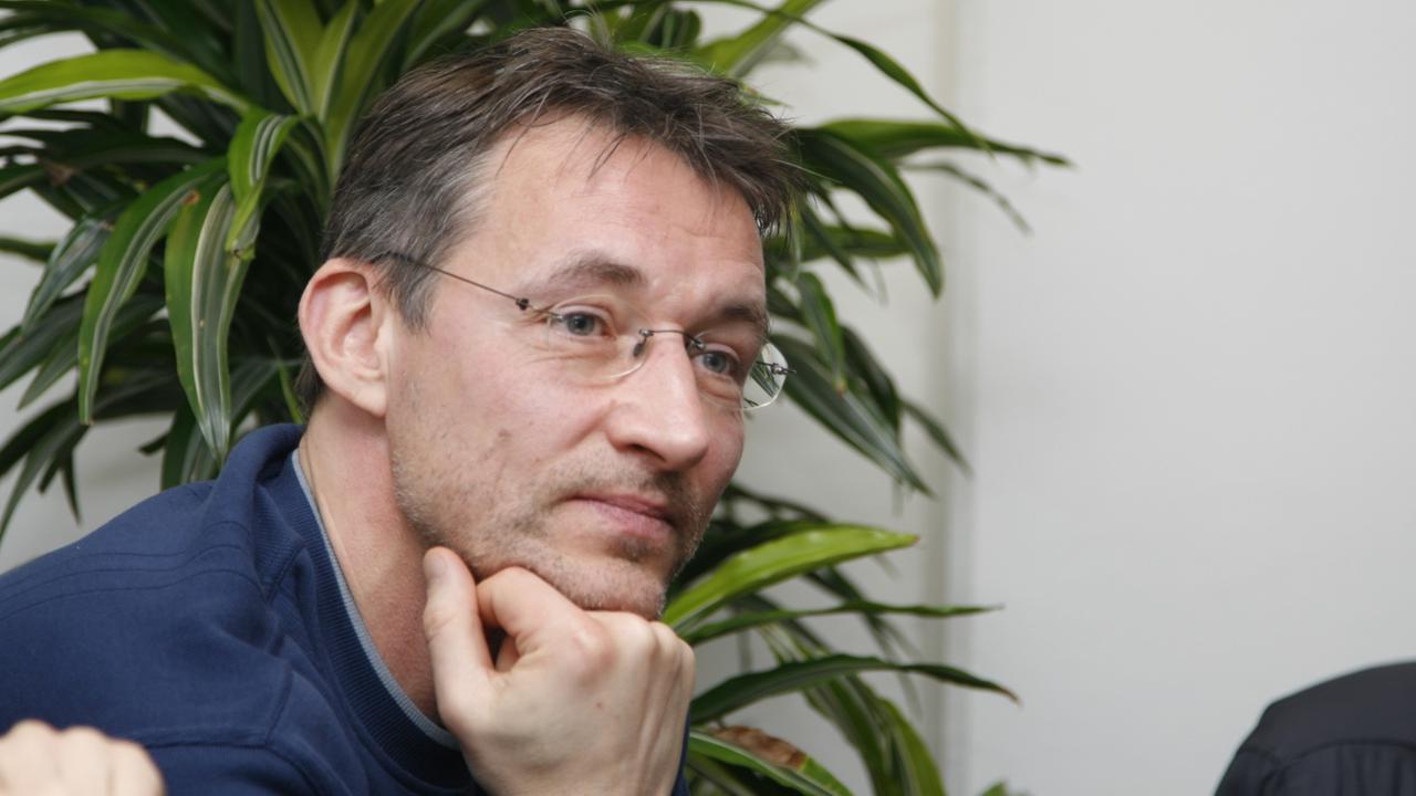 Volker Mrasek, freiberuflicher Wissenschaftsjournalist Volker Mrasek, freiberuflicher Wissenschaftsjournalist