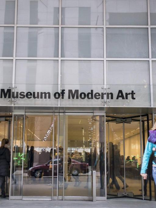 Der Eingang zum MoMa - Museum of Modern Art - in New York City.