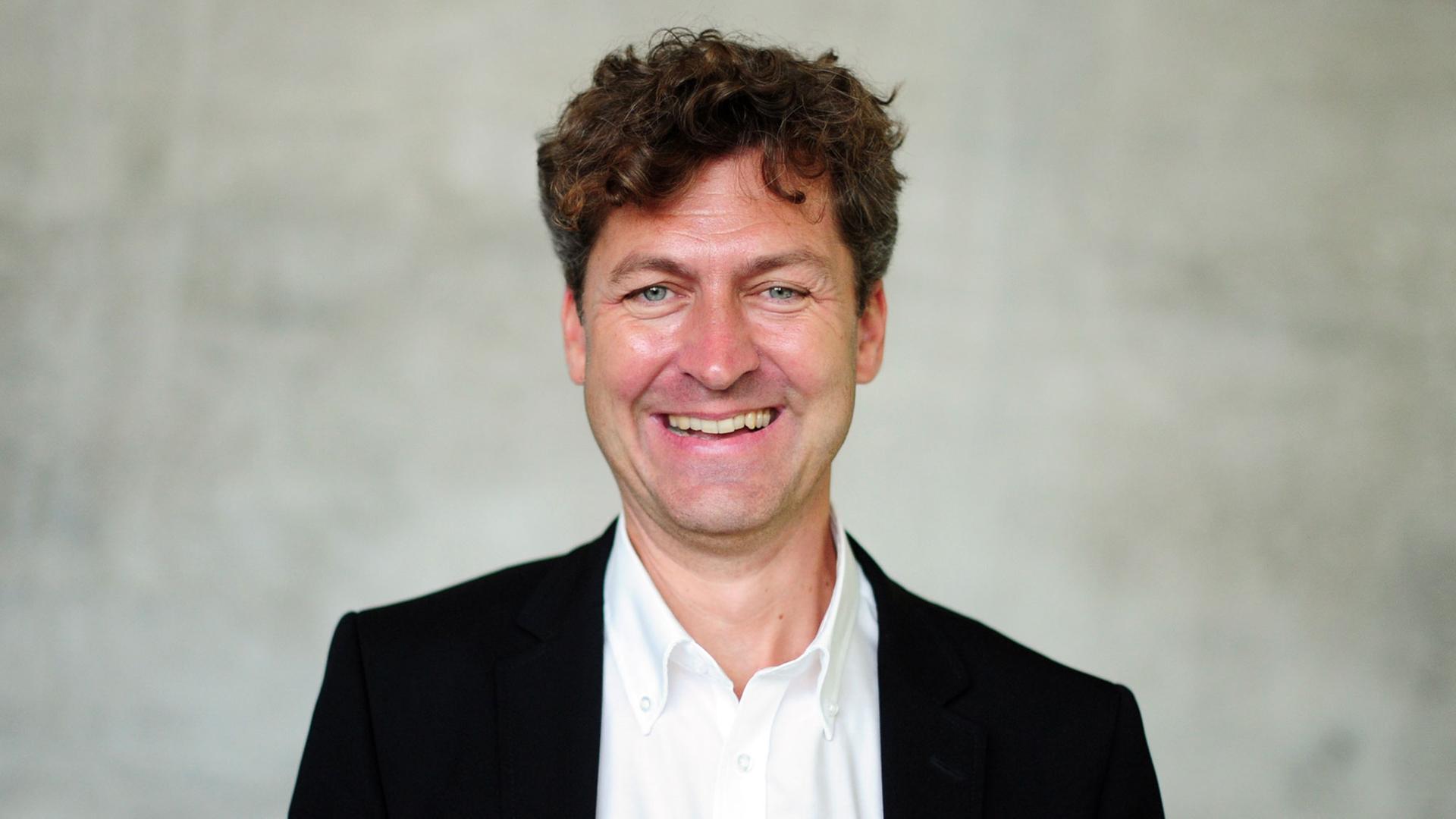 Ralf Beil, Direktor des Instituts Mathildenhöhe und Kurator der Landesausstellung, aufgenommen am 13.08.2013 in Darmstadt (Hessen) auf der Baustelle der Landesausstellung «Georg Büchner. Revolutionär mit Feder und Skalpell». Ralf Beil, Direktor des Instituts Mathildenhöhe und Kurator der Landesausstellung, aufgenommen am 13.08.2013 in Darmstadt (Hessen) auf der Baustelle der Landesausstellung «Georg Büchner. Revolutionär mit Feder und Skalpell».