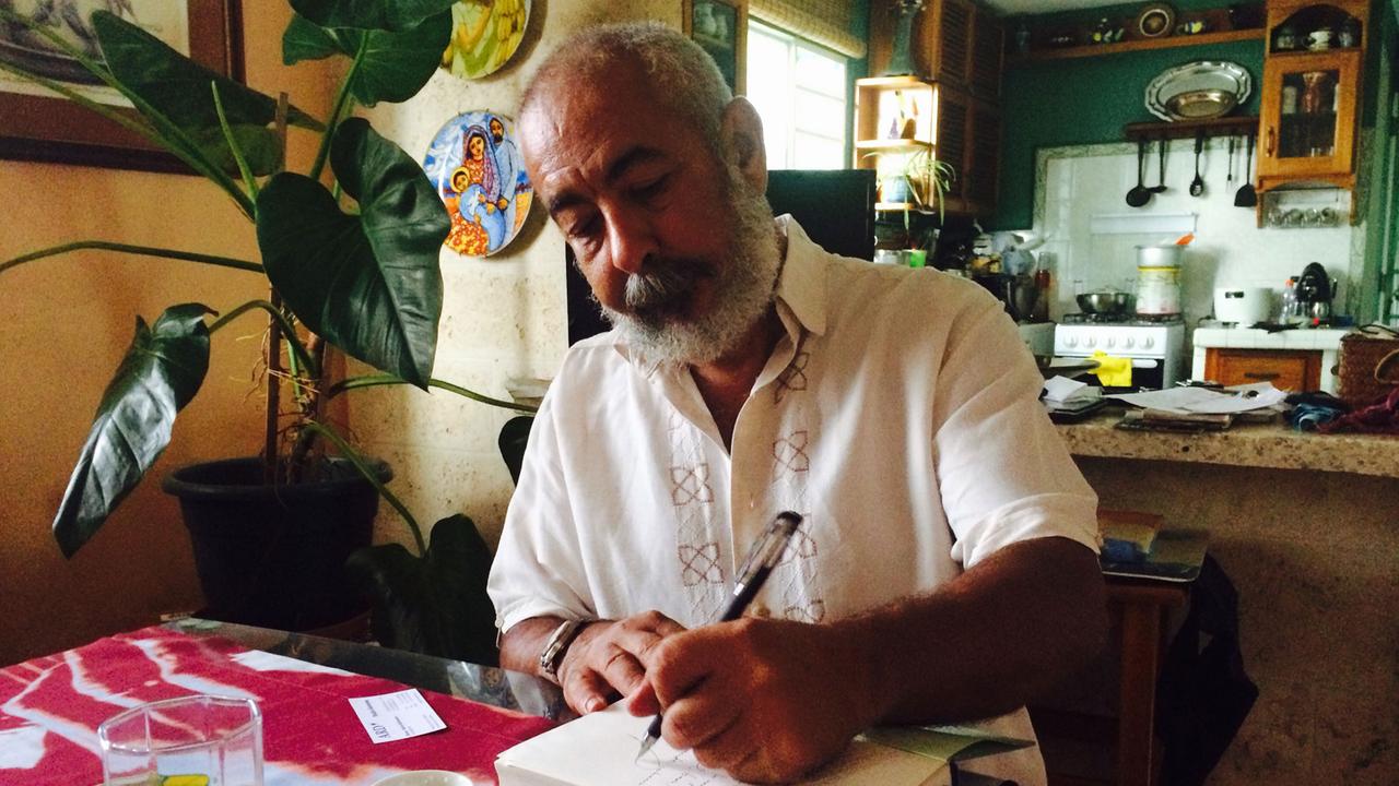 Der Autor Leonardo Padura in seinem Haus in der Nähe von Havanna.