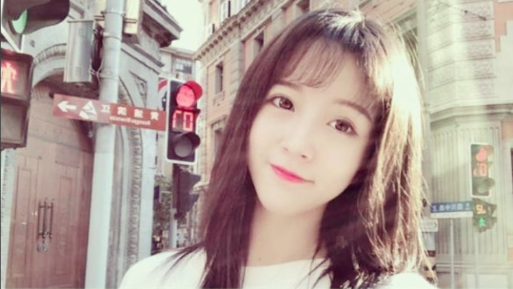 Yang Kaili, chinesischer Online-Streaming-Star Yang Kaili, chinesischer Online-Streaming-Star
