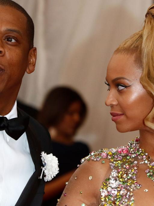 Jay Z und Beyoncé Singer bei der Costume Institute Gala Benefit im Metropolitan Museum of Art in New York, Mai 2015